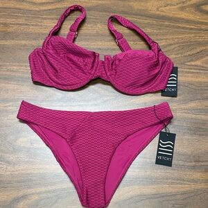 Vetchy Women's Magenta Textured Bikini Set